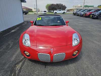 2006 Pontiac Solstice, $11990.00. Photo 3