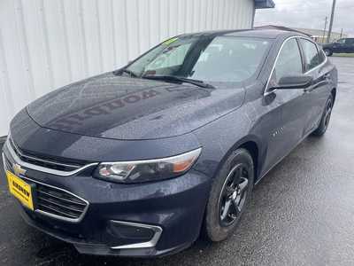 2017 Chevrolet Malibu, $8999.00. Photo 5