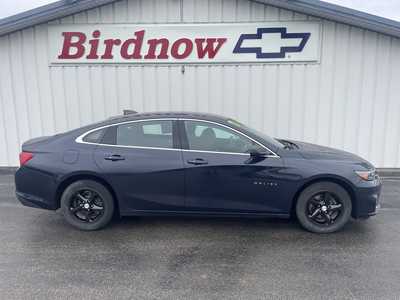 2017 Chevrolet Malibu, $8999.00. Photo 1