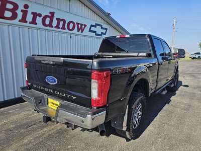 2019 Ford F350 Crew Cab, $46399.00. Photo 4