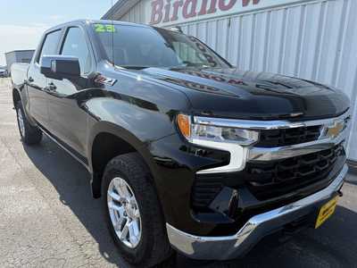 2023 Chevrolet 1500 Crew Cab, $39990.00. Photo 2