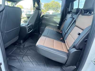 2024 Chevrolet 1500 Crew Cab, $56990.00. Photo 10
