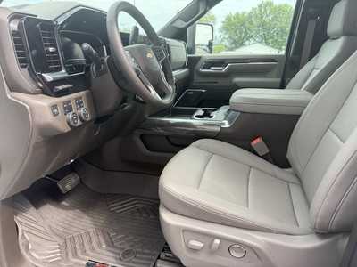 2024 Chevrolet 2500 Crew Cab, $74990.00. Photo 12