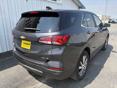 2022 Chevrolet Equinox, $19999.00. Photo 2