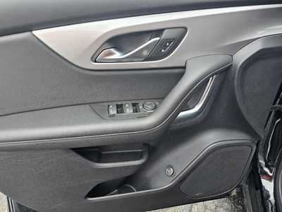 2022 Chevrolet Blazer, $27899.00. Photo 10
