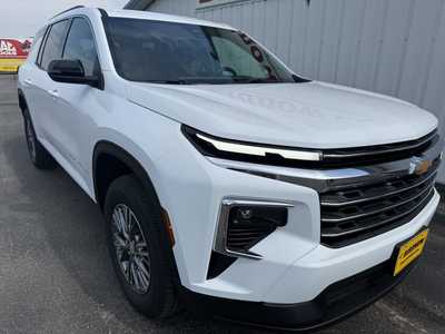 2025 Chevrolet Traverse, $45195.00. Photo 2