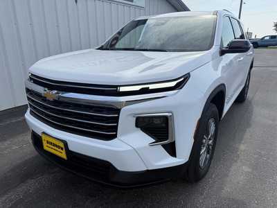 2025 Chevrolet Traverse, $45195.00. Photo 5