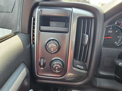 2017 Chevrolet 1500 Crew Cab, $21699.00. Photo 10