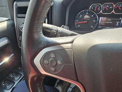2017 Chevrolet 1500 Crew Cab, $21699.00. Photo 11