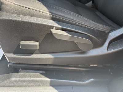 2020 Chevrolet Colorado Crew Cab, $19999.00. Photo 9
