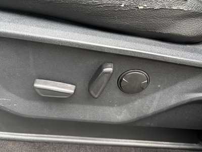 2021 Ford F150 Crew Cab, $28899.00. Photo 12