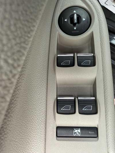 2013 Ford C-MAX, $8560.00. Photo 11