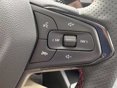 2025 Chevrolet Trax, $23990.00. Photo 11