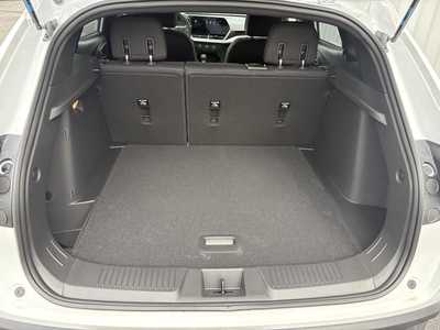 2025 Chevrolet Trax, $23990.00. Photo 7