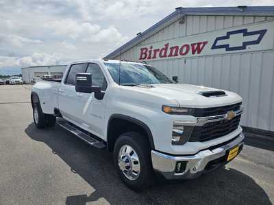 2025 Chevrolet 3500 Crew Cab, $73349.00. Photo 2