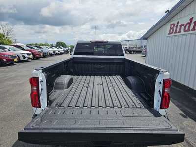 2025 Chevrolet 3500 Crew Cab, $73349.00. Photo 5