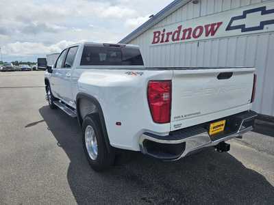 2025 Chevrolet 3500 Crew Cab, $73349.00. Photo 8