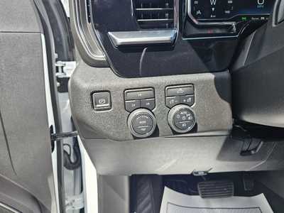 2025 Chevrolet 3500 Crew Cab, $73349.00. Photo 9