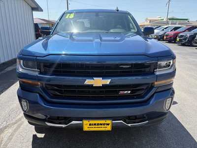 2018 Chevrolet 1500 Crew Cab, $25850.00. Photo 4