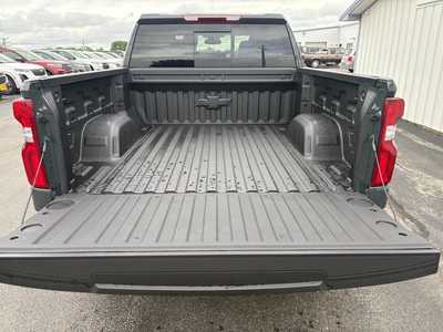 2025 Chevrolet 1500 Crew Cab, $69975.00. Photo 8