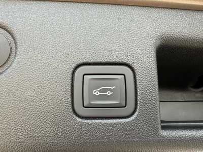 2019 Chevrolet Equinox, $17920.00. Photo 8