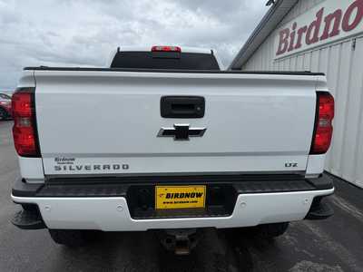 2017 Chevrolet 2500 Crew Cab, $46599.00. Photo 9