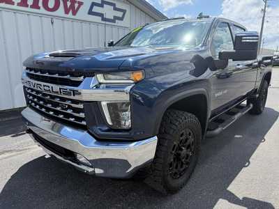 2023 Chevrolet 3500 Crew Cab, $59850.00. Photo 5