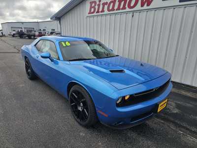 2016 Dodge Challenger, $24990.00. Photo 2
