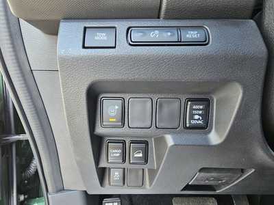 2022 Nissan Frontier, $31850.00. Photo 10