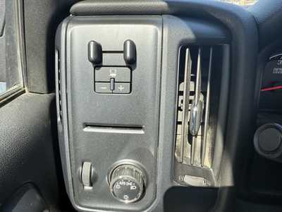 2014 Chevrolet 1500 Reg Cab, $9780.00. Photo 5