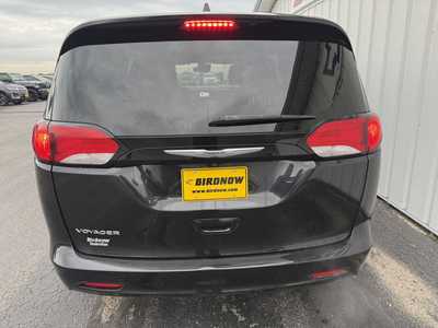 2023 Chrysler Voyager, $15999.00. Photo 10