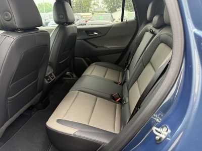 2026 Chevrolet Equinox, $32778.00. Photo 11