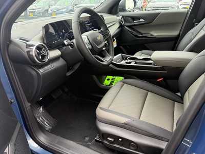 2026 Chevrolet Equinox, $32778.00. Photo 12