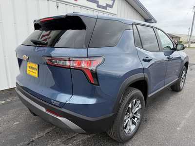 2026 Chevrolet Equinox, $32778.00. Photo 3