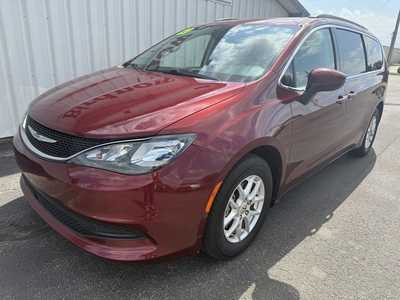 2021 Chrysler Voyager, $18699.00. Photo 5