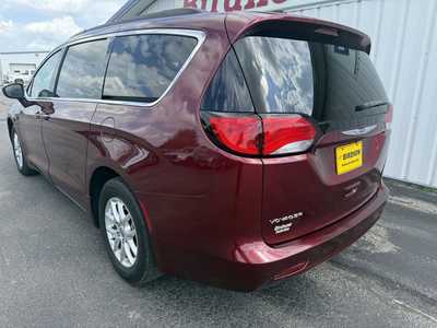 2021 Chrysler Voyager, $18699.00. Photo 7