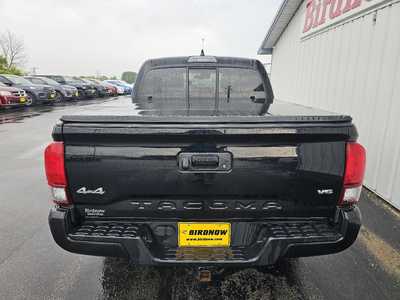 2022 Toyota Tacoma, $33725.00. Photo 5