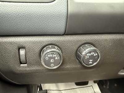 2022 Chevrolet Colorado Crew Cab, $28990.00. Photo 12