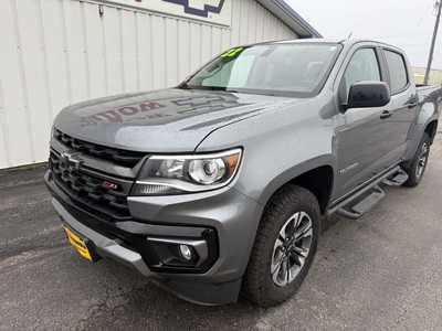 2022 Chevrolet Colorado Crew Cab, $28990.00. Photo 5