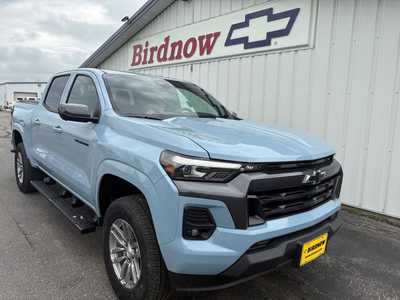2025 Chevrolet Colorado Crew Cab, $44490.00. Photo 3