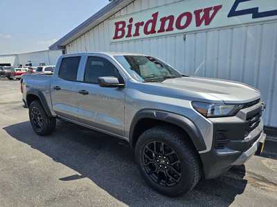 2025 Chevrolet Colorado Crew Cab, $45985.00. Photo 2