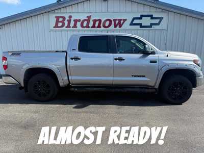 2018 Toyota Tundra Crew Cab, $29990.00. Photo 1