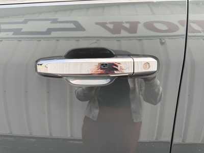 2025 Chevrolet 2500 Crew Cab, $74485.00. Photo 12