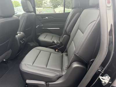 2025 Chevrolet Traverse, $48445.00. Photo 12