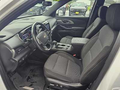2022 Chevrolet Traverse, $32399.00. Photo 10