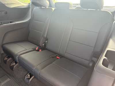 2025 Chevrolet Traverse, $45130.00. Photo 11