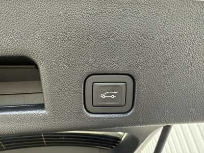2025 Chevrolet Traverse, $45130.00. Photo 8