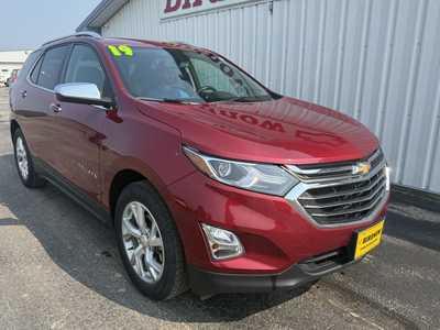 2019 Chevrolet Equinox, $17490.00. Photo 2