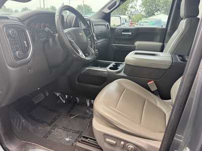 2021 Chevrolet 1500 Crew Cab, $33995.00. Photo 11