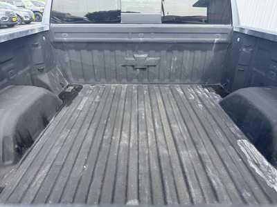 2021 Chevrolet 1500 Crew Cab, $33995.00. Photo 8